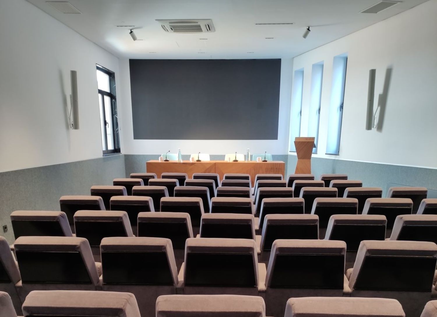 Sala Región — Instituto Leonés de Cultura